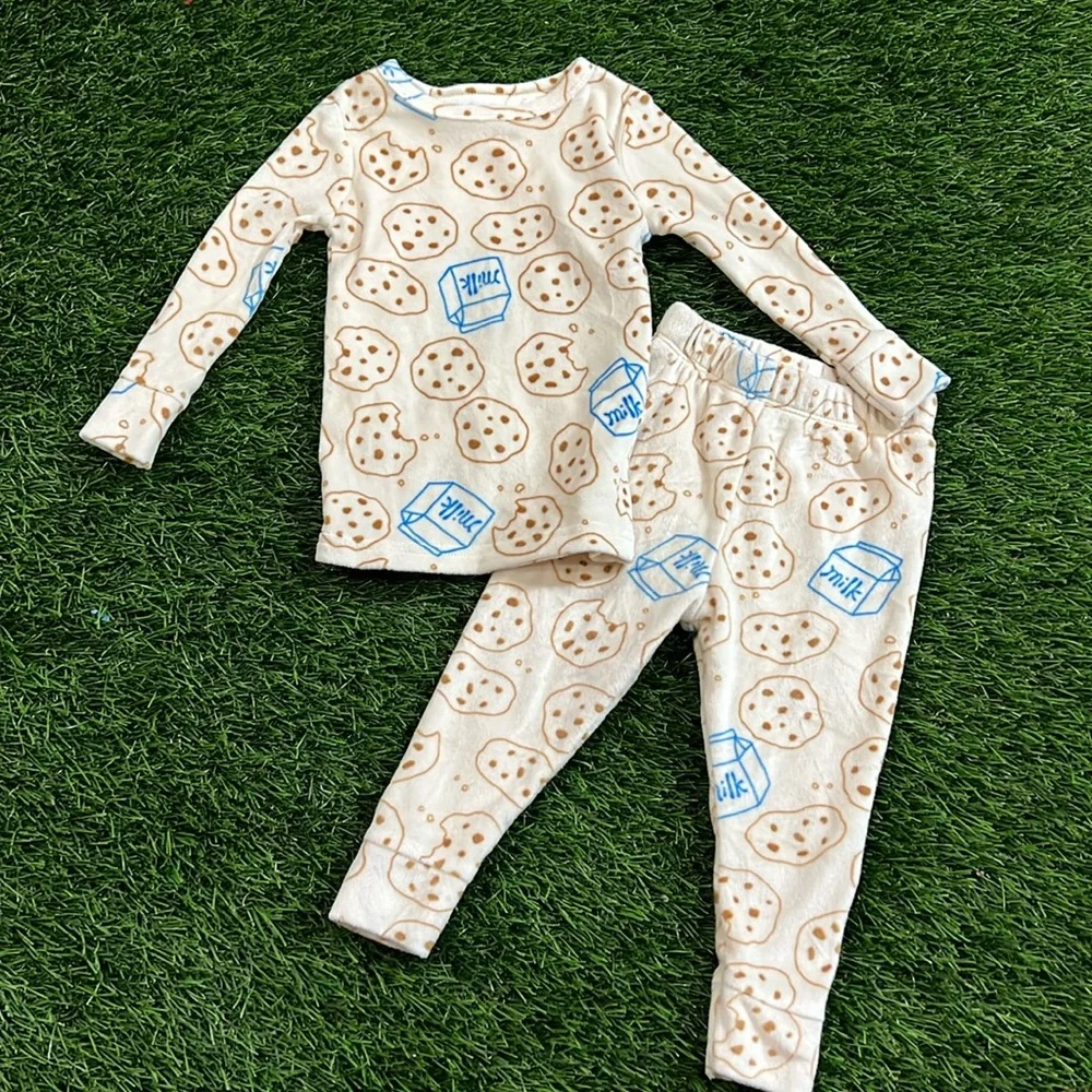 Toddler Cat & Jack Fleece Pajamas Set - Cookies & Milk